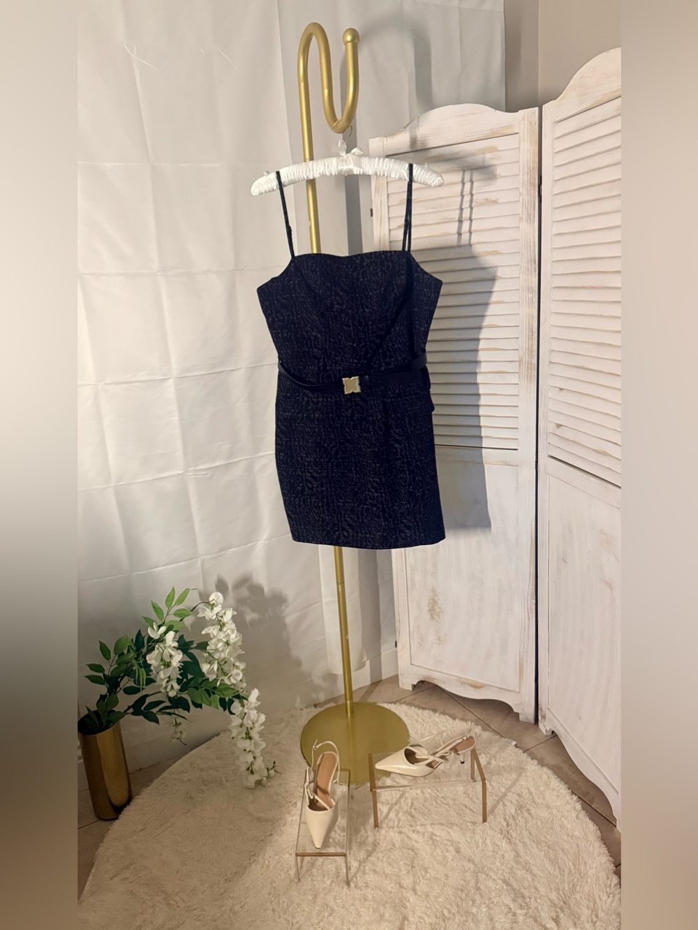 BCBG Black Textured Belted Cocktail Sheath Dress Size 12